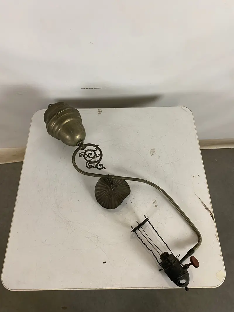 18th-Century Brass Oil Lamp – Antique, Unfitted (No Chimney or Glass)