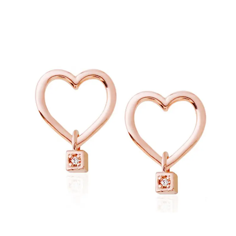 Bella Heart-Shaped Rose Gold Earrings – 14K Gold-Plated Dainty Pair