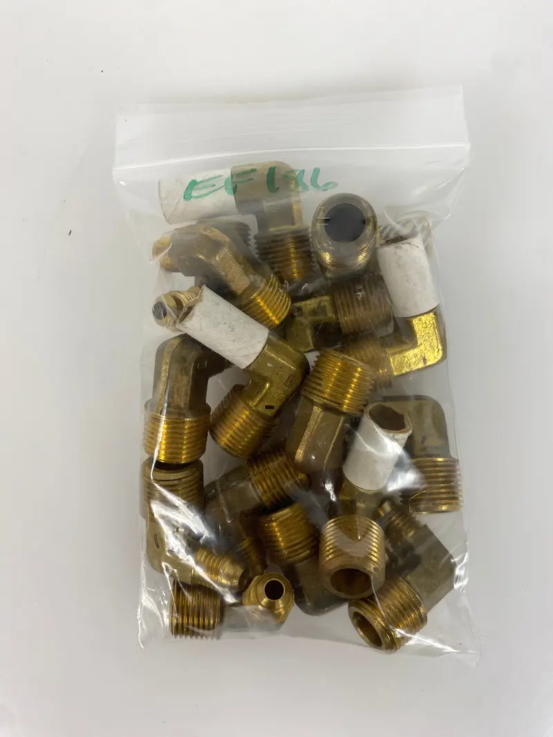 Brass Flare Half-Elbow: 1/4″ Flare × 3/8″ MIP – 16-Unit Bundle