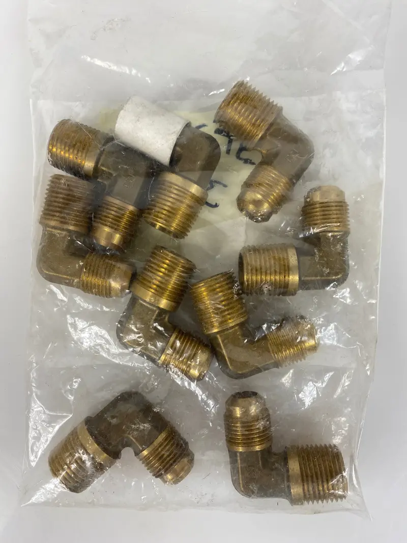 Brass Flare Half-H Elbow: 1/2″ MIP × 1/2″ MIP – 9-Pack