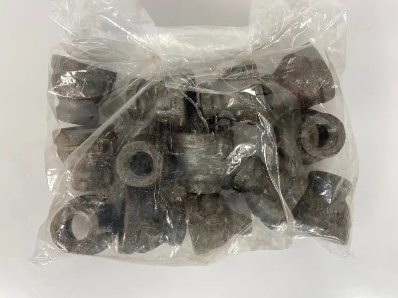 Brass Reducing Coupling: 3/4″ to 3/8″ – 13-Pack