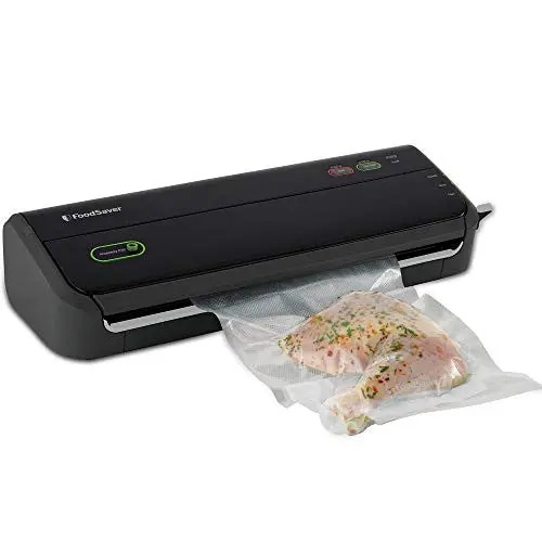 FoodSaver FM2000-FFP Vacuum Sealer System – Includes Starter Bags & Rolls, Safety Certified