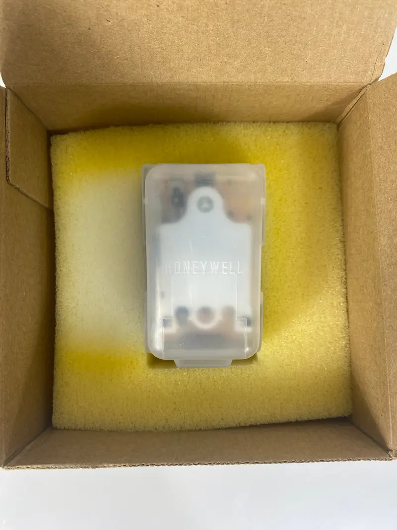 Honeywell TP974A Pneumatic Temperature Sensor – 2000 Series, Pack of 3
