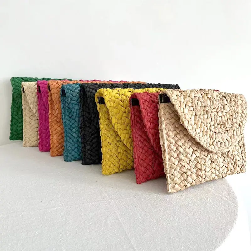 Mini Straw Clutch Bag – Lightweight Summer Evening Accessory