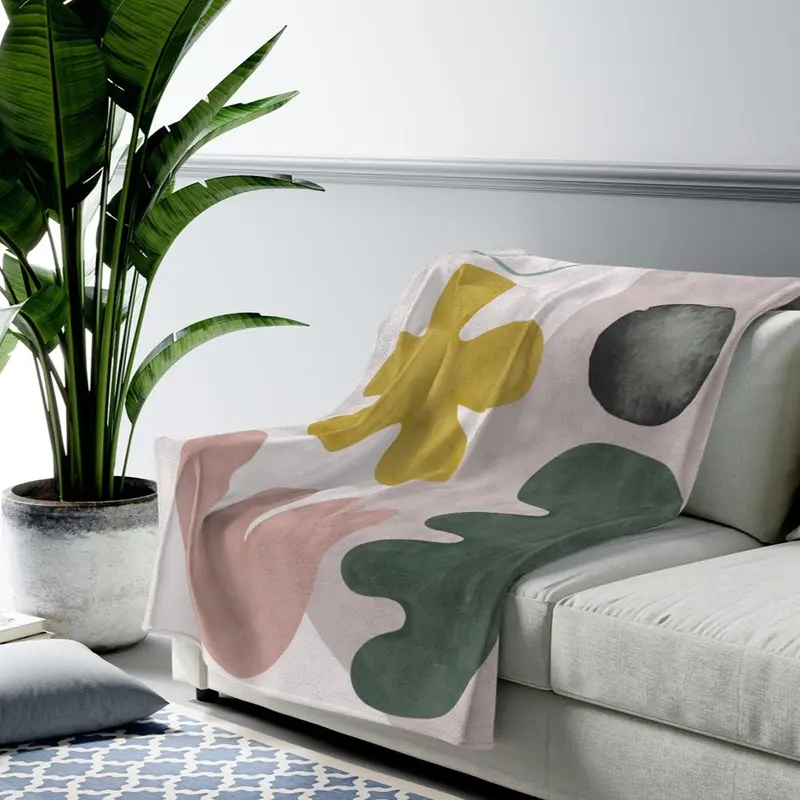 Modern Abstract Shapes Design Plush Throw Blanket
