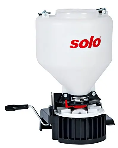 Solo 421 Portable Chest-Mount Spreader – 20-Lb Capacity with Ergonomic Cross-Shoulder Strap