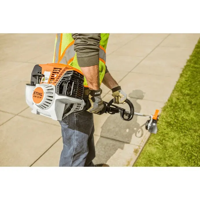 STIHL KM 131 R High-Performance Powerhead for Heavy-Duty Tasks