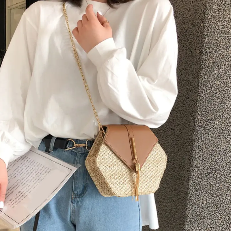 Vegan Leather-Trimmed Mini Straw Bag – Stylish Compact Carryall