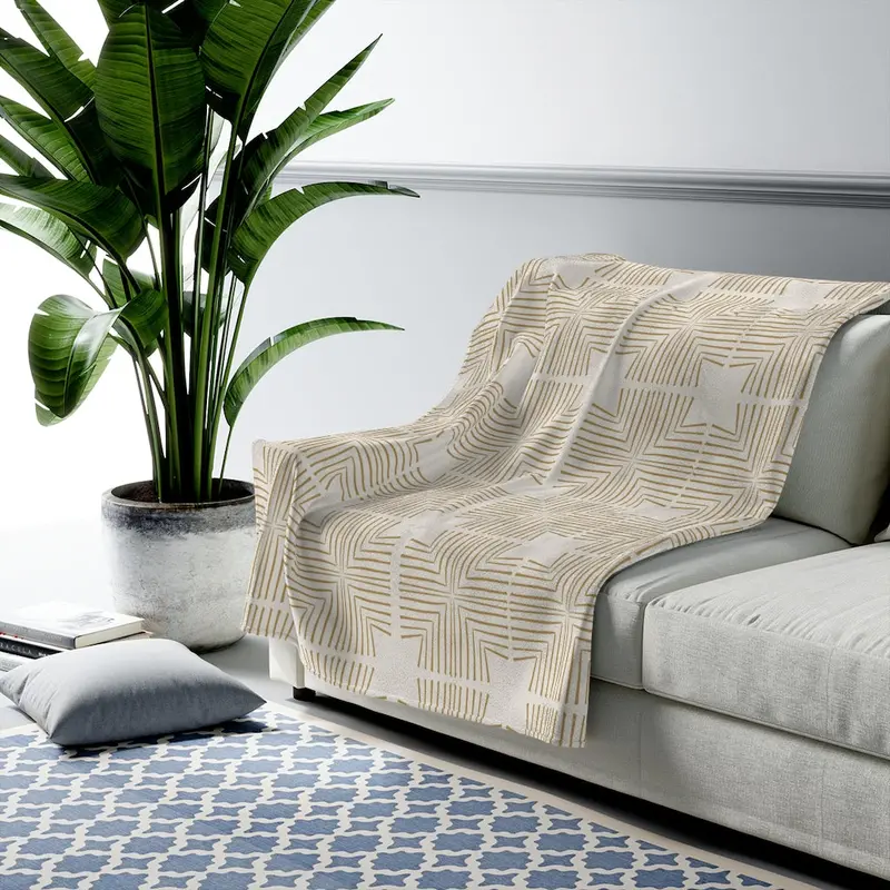 Versatile Geometric Pattern Plush Throw Blanket