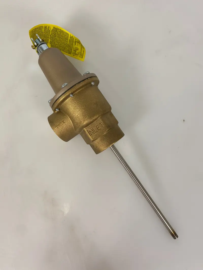 Watts 1-1/2″ FPT Automatic Reseating Temperature and Pressure Relief Valve